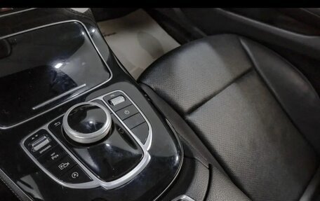 Mercedes-Benz E-Класс, 2019 год, 2 900 000 рублей, 9 фотография