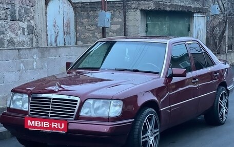 Mercedes-Benz W124, 1993 год, 520 000 рублей, 4 фотография