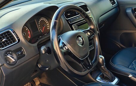 Volkswagen Polo VI (EU Market), 2017 год, 1 250 000 рублей, 16 фотография