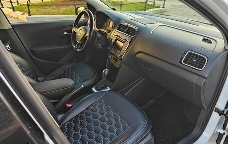 Volkswagen Polo VI (EU Market), 2017 год, 1 250 000 рублей, 12 фотография