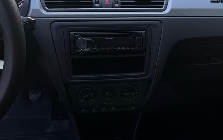 Skoda Rapid I, 2017 год, 870 000 рублей, 10 фотография