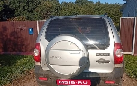 Chevrolet Niva I рестайлинг, 2015 год, 550 000 рублей, 2 фотография