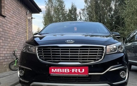 KIA Carnival III, 2017 год, 3 150 000 рублей, 7 фотография