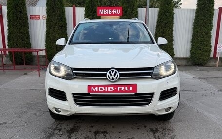 Volkswagen Touareg III, 2010 год, 1 400 000 рублей, 2 фотография
