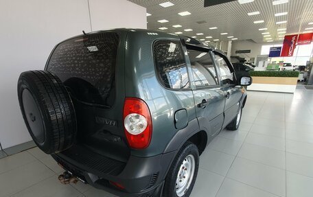 Chevrolet Niva I рестайлинг, 2009 год, 385 000 рублей, 6 фотография