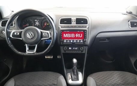Volkswagen Polo VI (EU Market), 2018 год, 1 231 200 рублей, 11 фотография