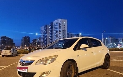 Opel Astra J, 2012 год, 570 000 рублей, 1 фотография