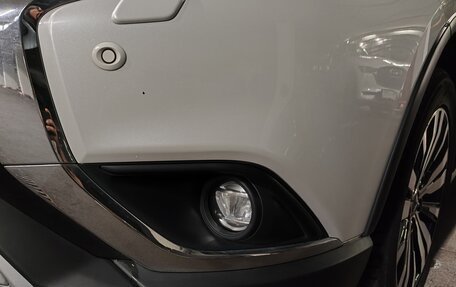 Mitsubishi Outlander III рестайлинг 3, 2018 год, 3 000 000 рублей, 17 фотография