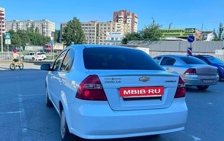 Chevrolet Aveo III, 2011 год, 500 000 рублей, 4 фотография