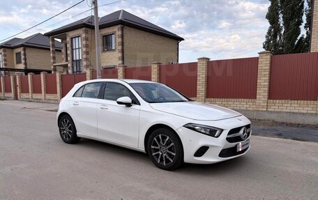 Mercedes-Benz A-Класс, 2018 год, 1 550 000 рублей, 1 фотография
