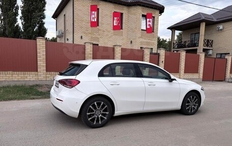 Mercedes-Benz A-Класс, 2018 год, 1 550 000 рублей, 6 фотография
