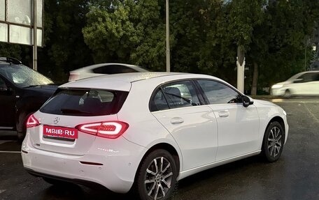 Mercedes-Benz A-Класс, 2018 год, 1 550 000 рублей, 10 фотография