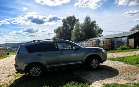 Mitsubishi Outlander III рестайлинг 3, 2008 год, 865 000 рублей, 4 фотография