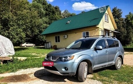 Mitsubishi Outlander III рестайлинг 3, 2008 год, 865 000 рублей, 2 фотография