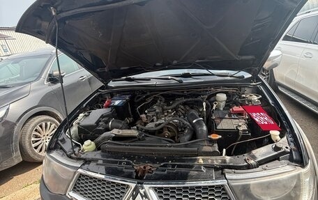 Mitsubishi L200 IV рестайлинг, 2013 год, 1 200 000 рублей, 8 фотография
