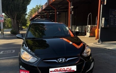 Hyundai Solaris II рестайлинг, 2012 год, 770 000 рублей, 3 фотография