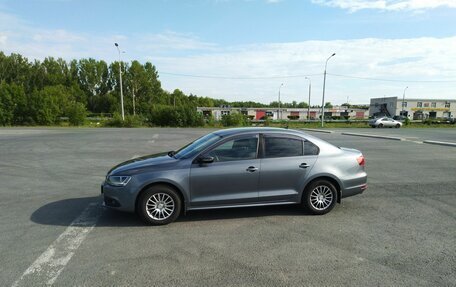 Volkswagen Jetta VI, 2013 год, 1 220 000 рублей, 3 фотография