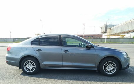 Volkswagen Jetta VI, 2013 год, 1 220 000 рублей, 8 фотография