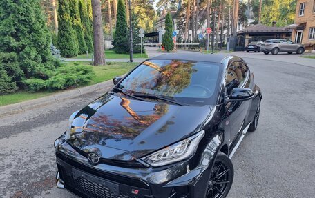 Toyota Yaris, 2024 год, 5 800 000 рублей, 6 фотография