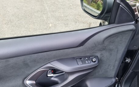 Toyota Yaris, 2024 год, 5 800 000 рублей, 23 фотография