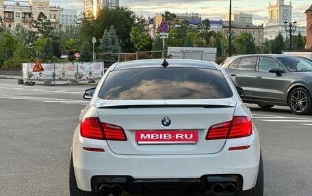 BMW 5 серия, 2013 год, 1 800 000 рублей, 6 фотография