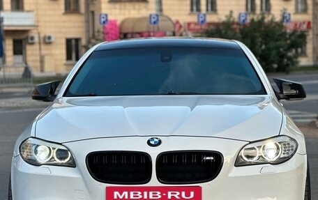 BMW 5 серия, 2013 год, 1 800 000 рублей, 2 фотография