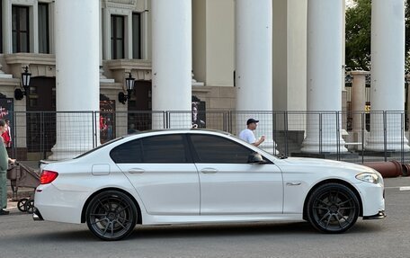 BMW 5 серия, 2013 год, 1 800 000 рублей, 9 фотография