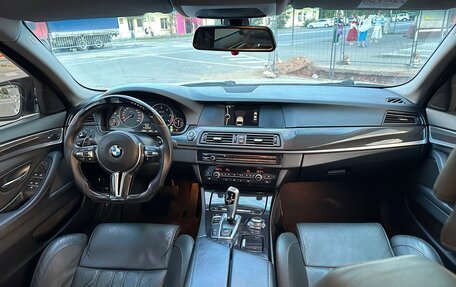 BMW 5 серия, 2013 год, 1 800 000 рублей, 25 фотография
