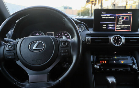 Lexus IS III, 2021 год, 3 995 000 рублей, 18 фотография