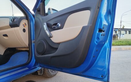 Renault Logan II, 2014 год, 740 000 рублей, 7 фотография
