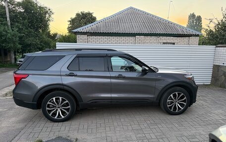 Ford Explorer VI, 2021 год, 3 990 000 рублей, 4 фотография