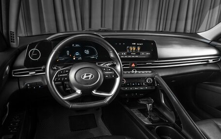 Hyundai Elantra, 2023 год, 1 999 000 рублей, 6 фотография