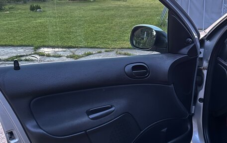 Peugeot 206, 2005 год, 380 000 рублей, 31 фотография