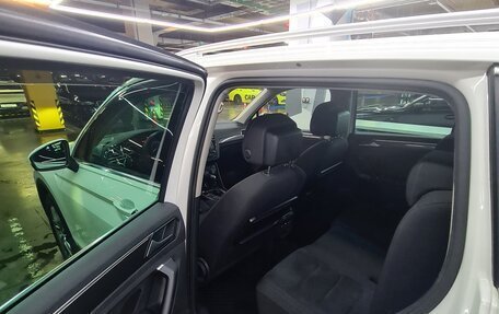 Volkswagen Tiguan II, 2017 год, 2 900 000 рублей, 13 фотография