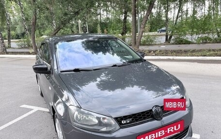 Volkswagen Polo VI (EU Market), 2014 год, 870 000 рублей, 2 фотография