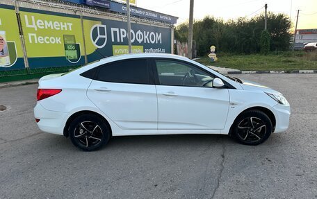 Hyundai Solaris II рестайлинг, 2013 год, 820 000 рублей, 6 фотография