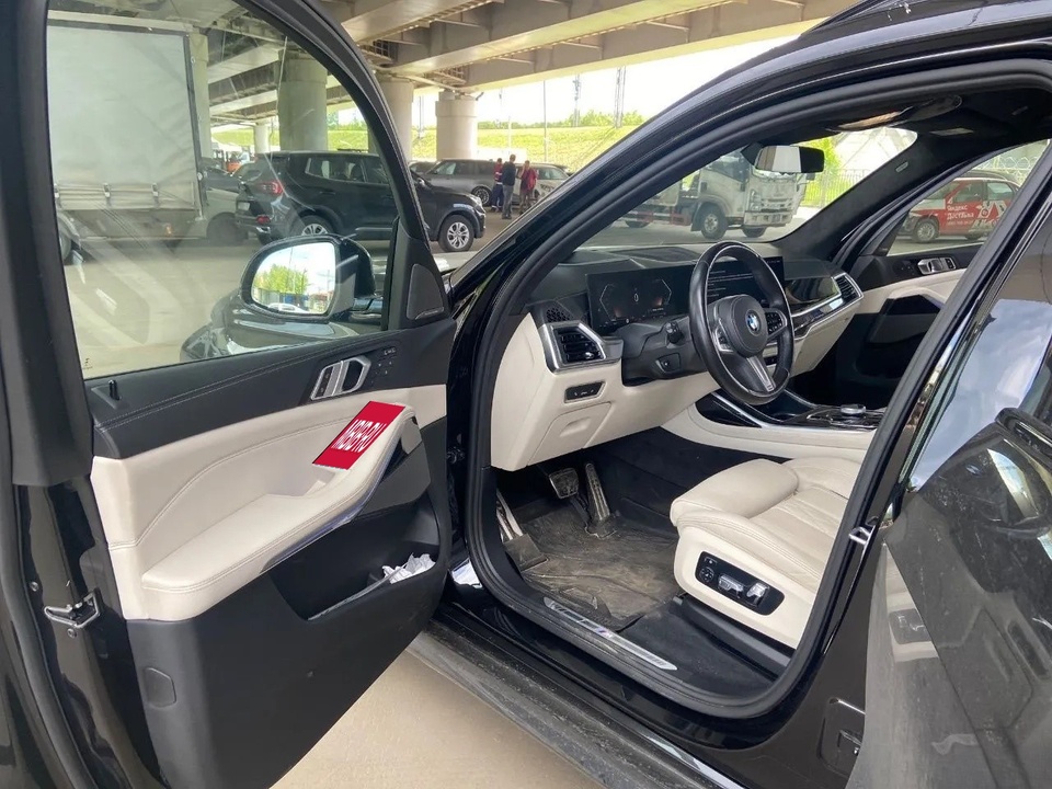 BMW X7 G07, 2023 год, 15 000 000 рублей, 4 фотография