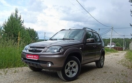 Chevrolet Niva I рестайлинг, 2018 год, 745 000 рублей, 1 фотография