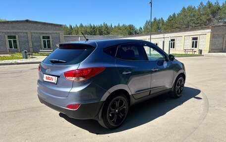 Hyundai ix35 I рестайлинг, 2012 год, 800 000 рублей, 4 фотография