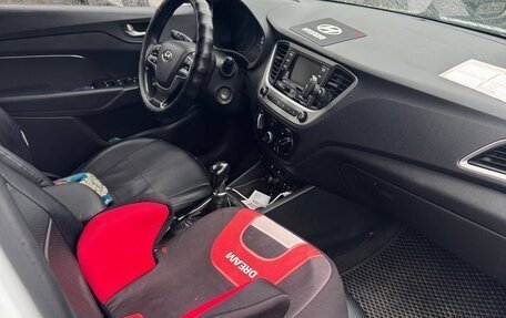 Hyundai Solaris II рестайлинг, 2018 год, 430 000 рублей, 5 фотография