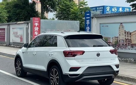 Volkswagen T-Roc I, 2023 год, 1 599 098 рублей, 4 фотография