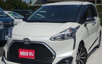 Toyota Sienta II, 2022 год, 1 750 000 рублей, 1 фотография