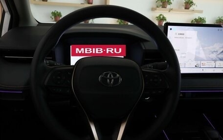 Toyota Corolla, 2026 год, 1 490 000 рублей, 8 фотография