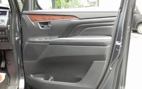Mitsubishi Delica D:5 I, 2023 год, 2 610 000 рублей, 19 фотография