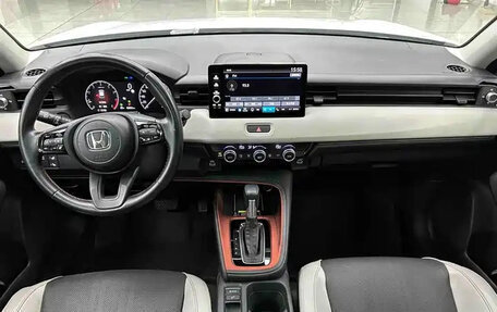 Honda Vezel, 2023 год, 1 742 000 рублей, 5 фотография