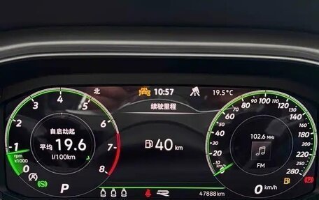 Volkswagen T-Roc I, 2021 год, 1 450 077 рублей, 23 фотография