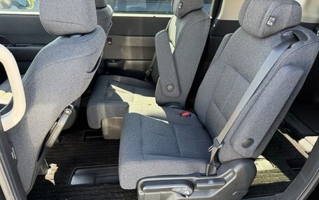 Honda Stepwgn, 2023 год, 1 780 010 рублей, 17 фотография