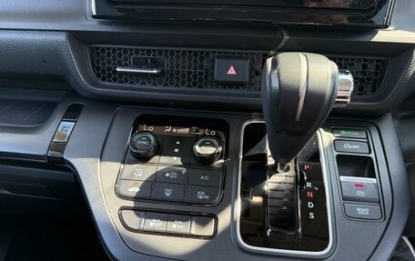 Honda Stepwgn, 2023 год, 1 780 010 рублей, 25 фотография
