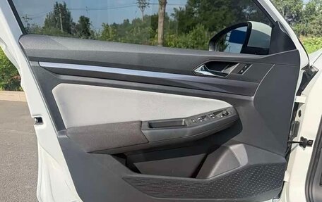 Volkswagen Bora, 2023 год, 1 270 000 рублей, 16 фотография