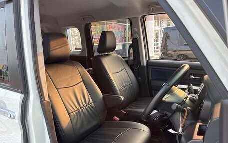 Toyota Roomy I, 2023 год, 750 001 рублей, 8 фотография